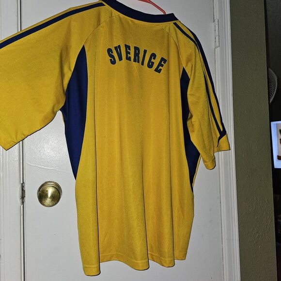 Sverige Sweden Football Soccer Jersey Shirt Men’s Size XXL Yellow And Blue - Picture 2 of 10